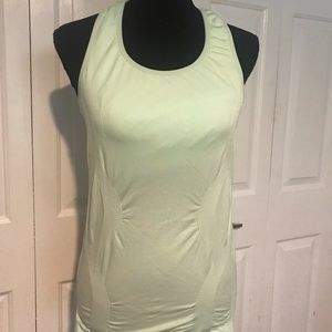 NWOT Marika top and bottom in mint green